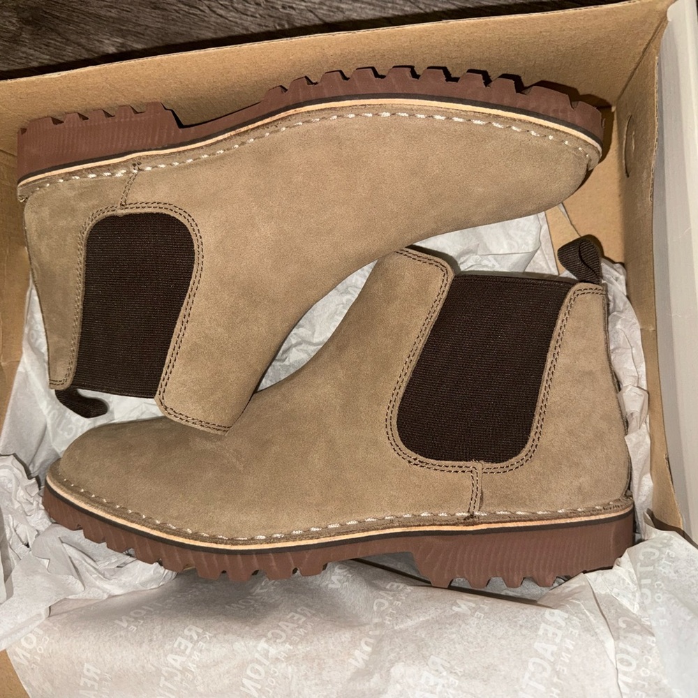 Kenneth Cole Tan Chelsea Boots